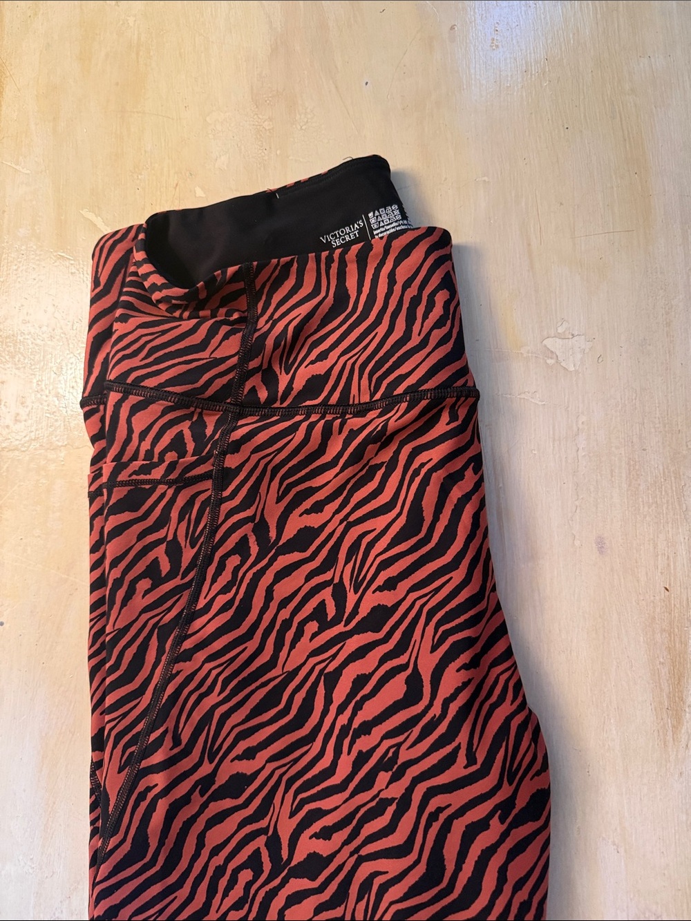 Vintage Victoria's Secret Black and Orange  Zebra-Print High-Rise Leggings